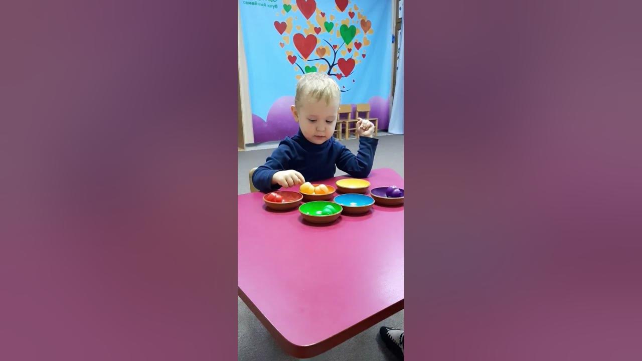 Учим право-лево, сортируем по цветам, тренируем мелкую и тонкую ...