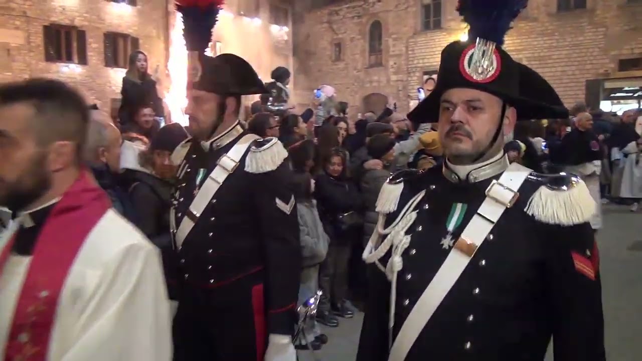 Miserere, la processione del Cristo Morto a Gubbio