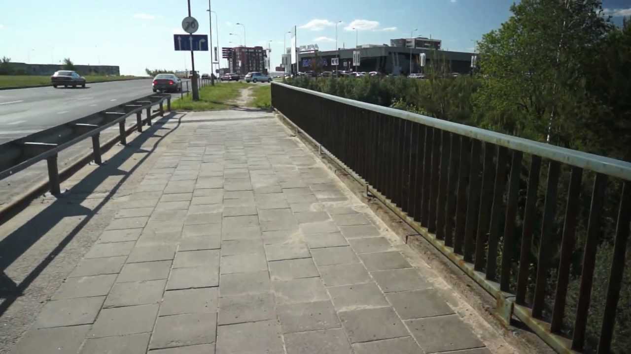 Neaiškios paskirties viadukas Pilaitėje