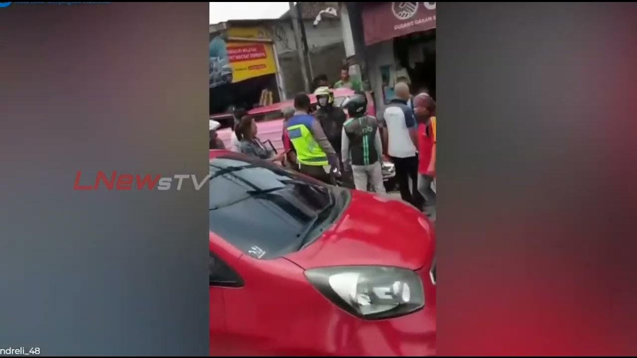 Xpander hilang kendali tabrak angkot di sukabumi , 3 orang tewas