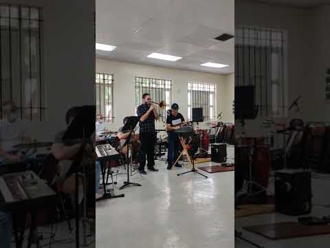 Freddie Santiago "El lenguaje del Ritmo" Instituto Juan Morell Campos en Ponce. (4)