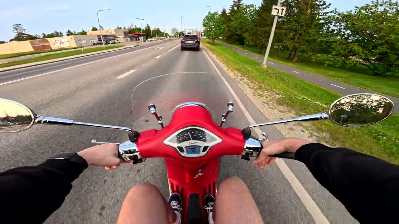 Piaggio Vespa Primavera 50cc 4-Stroke I-Get 2018 | 4K POV Test Drive