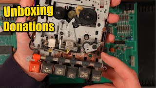 Having a Look at Some Donations
On a recent visit to the RMC/RetroCollective/Cave/Mill/Heber I met up with a bunch of people who were kind enough to hand over a bunch of stuff for me to take home. Was a fun day!
**NEW**
Patreon
patreon.com/morefunmakingit
MAIN CHANNEL!
https://www.youtube.com/@MoreFunRetro
BlueSky
https://bsky.app/profile/morefunmakingit.bsky.social
Ko-fi page
https://ko-fi.com/morefunmakingit
Amazon Wishlist
https://www.amazon.co.uk/hz/wishlist/ls/I5EGNMXIW5PC?ref wl_share
Discord Channel
https://discord.gg/5fmPMzU
More Fun Website
https://www.morefunmakingit.co.uk/
Facebook
https://www.facebook.com/MoreFunMakingIt Having a Look at Some Donations