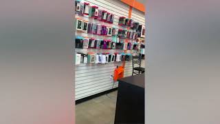 Information BOOST MOBILE MANAGER CALLS COPS ON BLACK CUSTOMER FOR ASKING TO SPEAK TO SUPERVISOR Guide