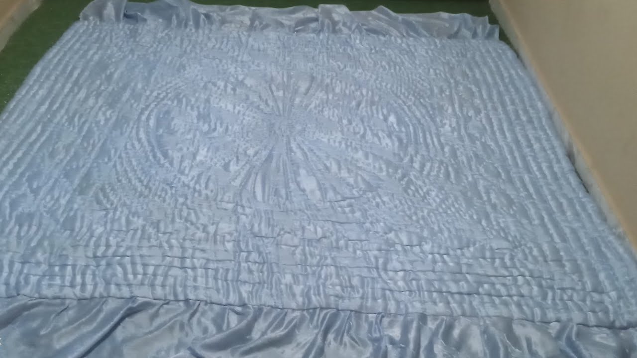 إعادة تدوير اللحاف القطن.