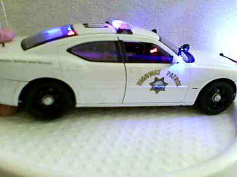 diecast police cars with lights and sirens