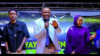 Maxamed Bk Calaf Showga Ciida Caweys Lounge 2026