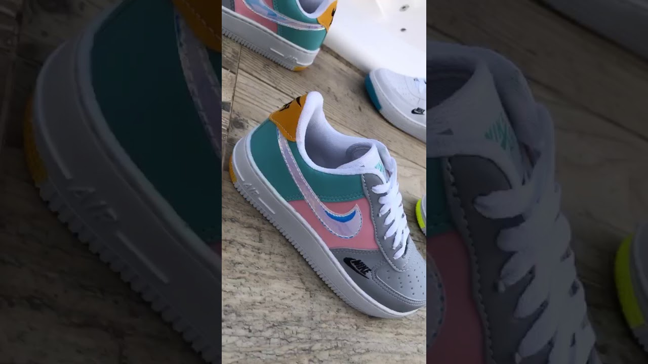 tenis nike holografico