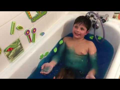 Gelli Baff bath challenge - ჟელი ბაფის ჩელენჯი ვანაში