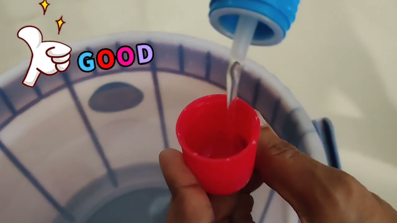 Cleaning Floors with Liquid Solutions