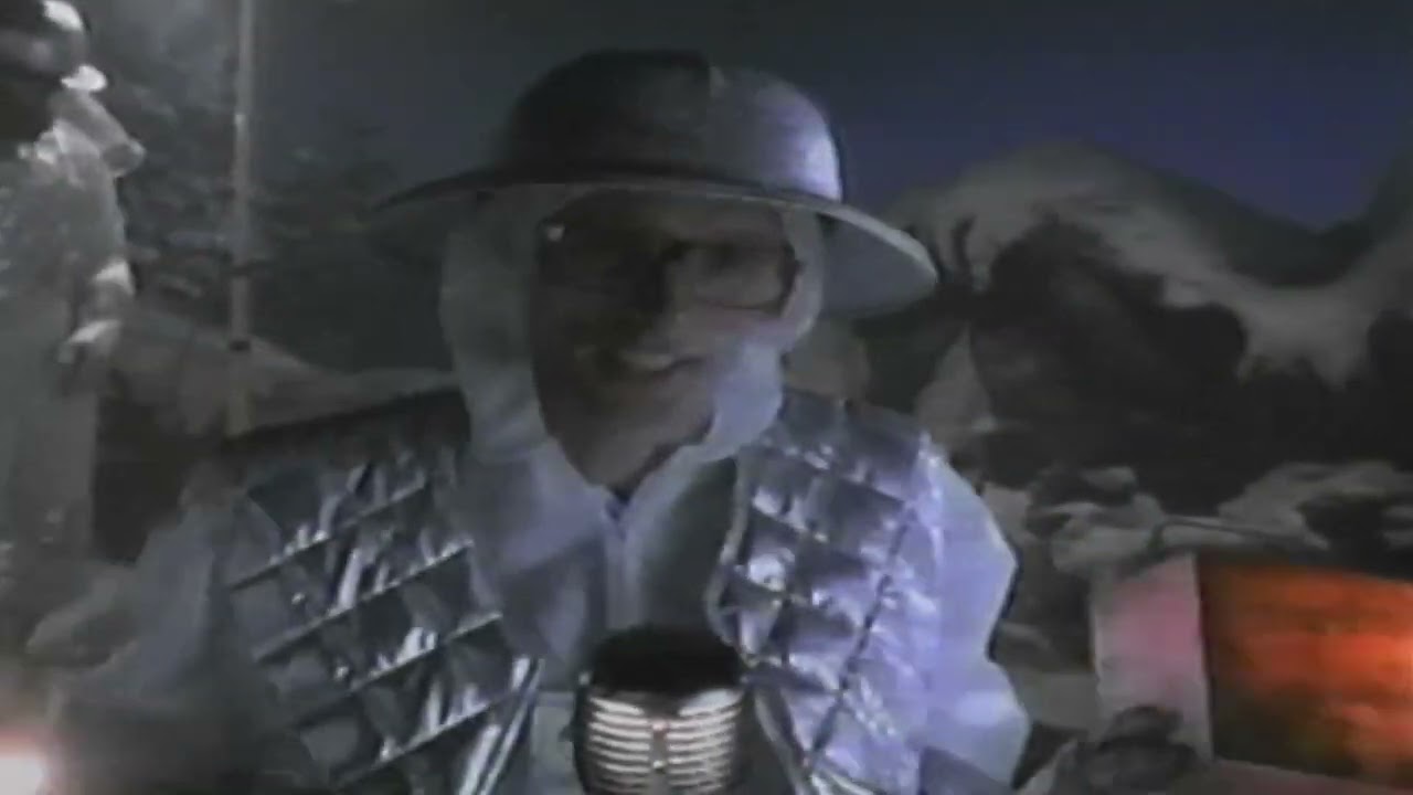 "Crash Site" - Reese Peanut Butter Cups Commercial #2