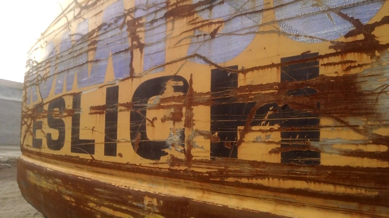 Rolling Acres Mall:  The demolition has stopped.  We can still save her!!!