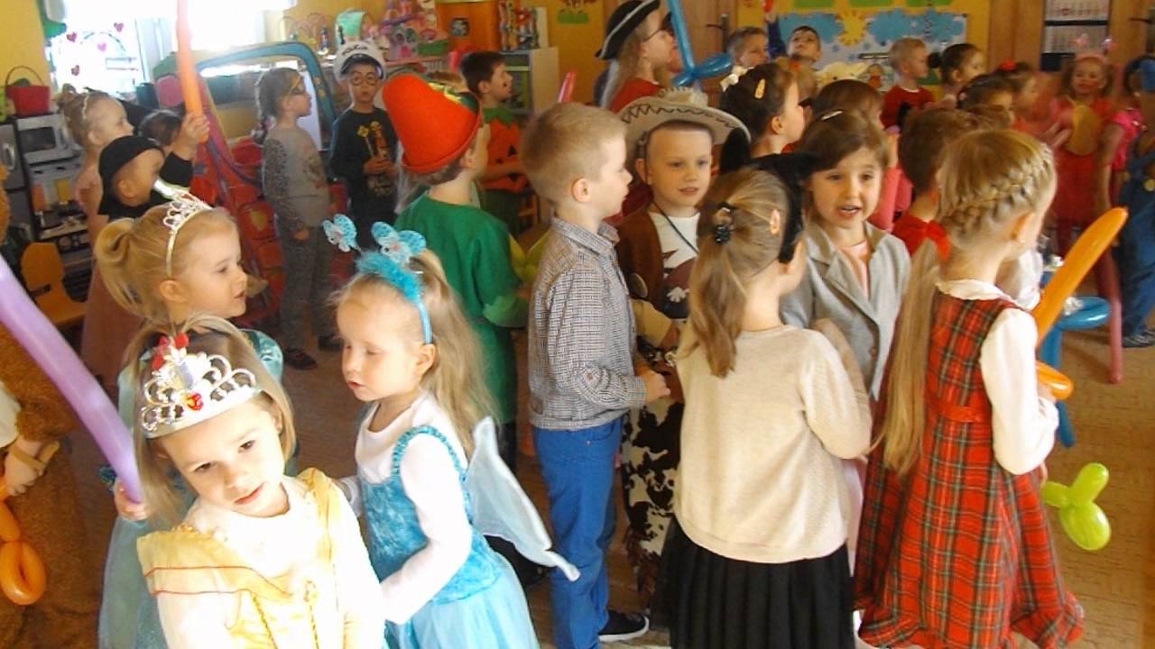 Przedszkole Misia Uszatka Kraków Saska Piosenka misia uszatka w Przedszkolu im. Misia Uszatka - YouTube