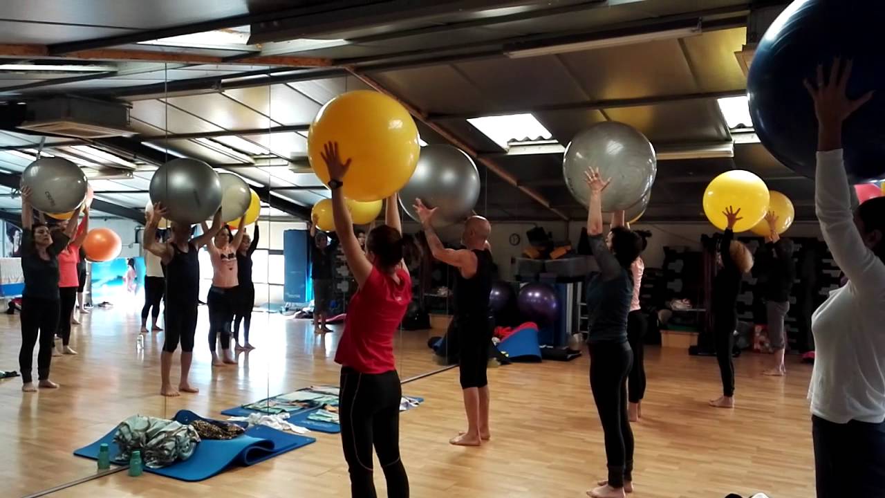 Pilates ball chorégraphié à Gym Passion Hyères