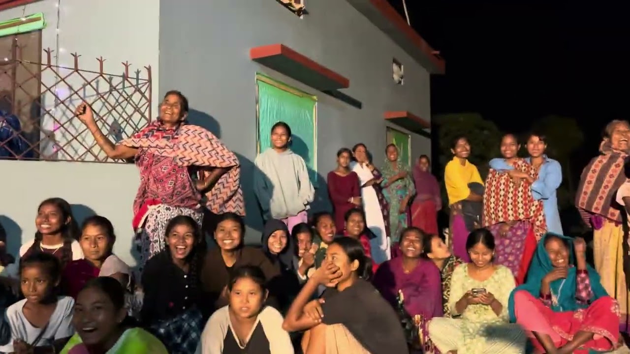 Viral Tharuni Dance Bhailo