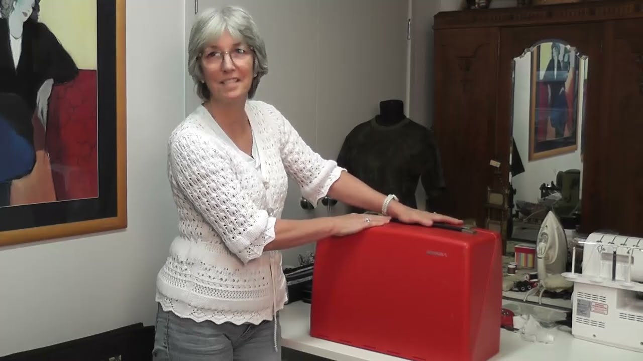 Bernina 830 record-Packing it away.