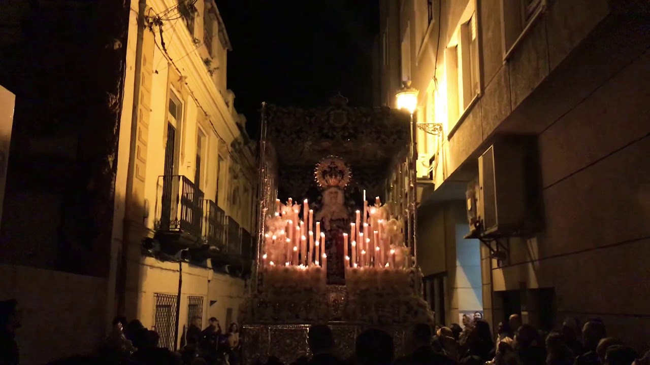 Virgen Esperanza Encuentro por calle Velarde - Semana Santa Ceuta 2018