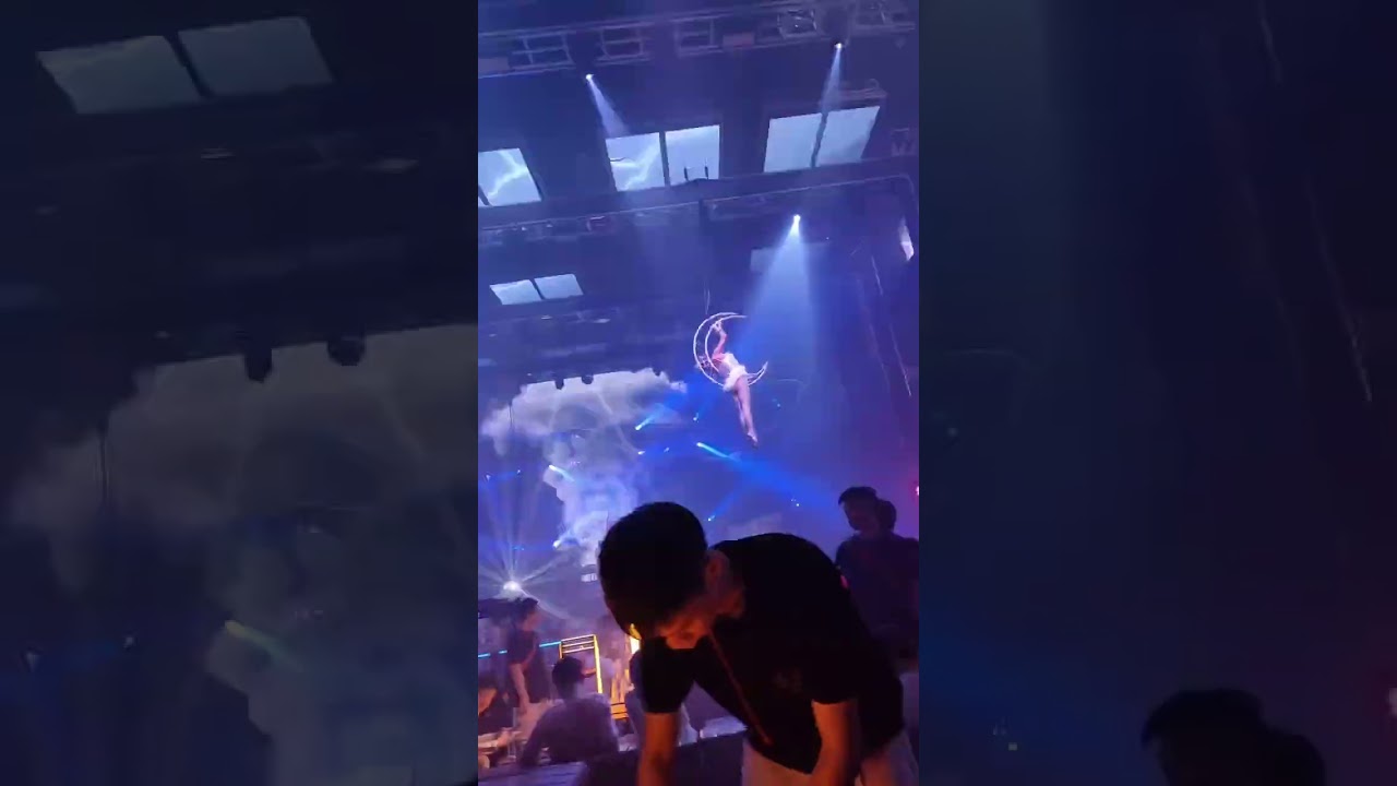 Shanghai night club vibes 