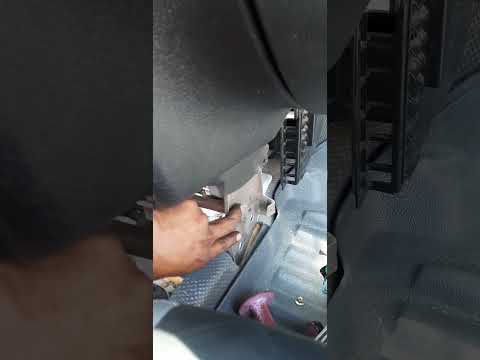 باز و بست داشبورد ساینا آموزش مکانیکی  برق خودرو  تعمیر ایسیو آموزش