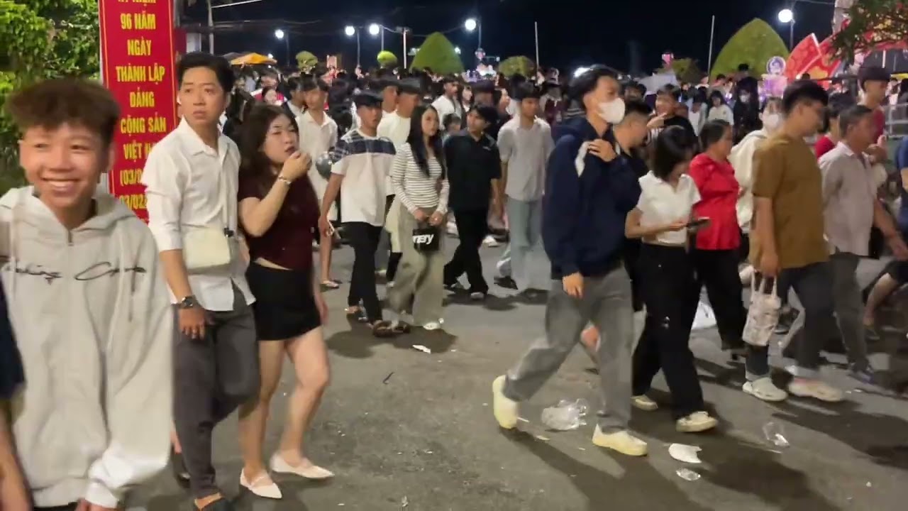 Hài hước Cười vỡ bụng anh 2 sợ vợ trước mặt ngọt ngào sau lưng thì