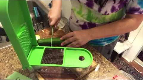 Progressive prep works onion chopper