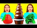 チョコレートファウンテンチャレンジ | 食用の戦い BaRaFun Challenge