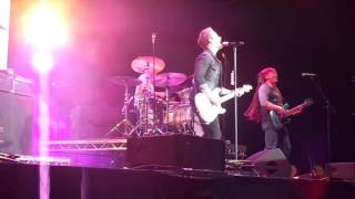 Hunter Hayes Yesterdays song Live