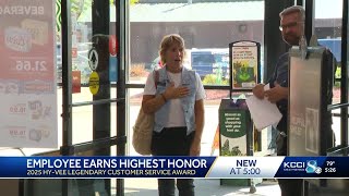 Iowa Hy-Vee employee honored with top customer service award