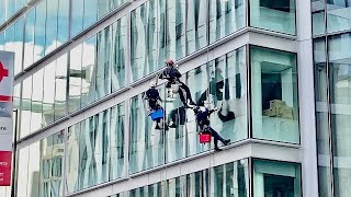 London abseiling rope access window cleaning London abseiling rope access window cleaning
