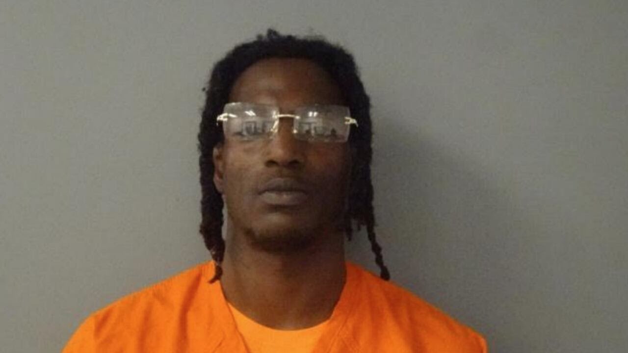 Cuyahoga's Most Wanted: Cleveland man wanted for allegedly using bleach ...