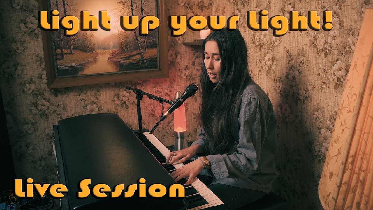 Light Up Your Light - Rehearsal Room Reveries 🪴 | Live Session | Indie Folk Singer-Songwriter Soul