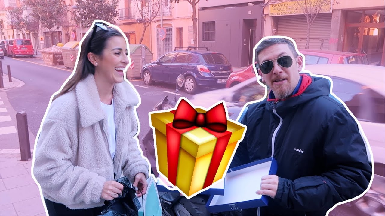 Regalando 500€ a DESCONOCIDOS POR LA CALLE🎁| @paulagonu #AdvientoPG adviento sinonimo