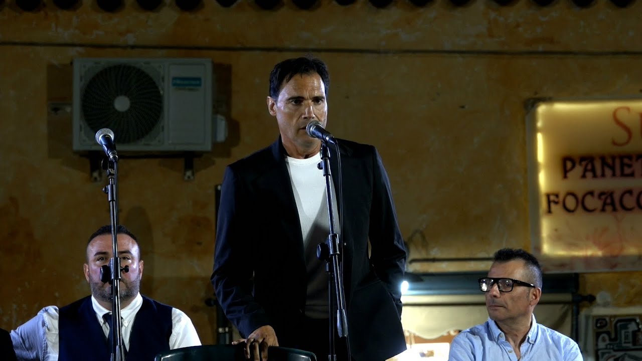 Orosei canti a chitarra (22 07 2025) con Francesco Demuro