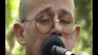 Video thumbnail of "Silvio Rodríguez - Los momentos (Eduardo gatti)"