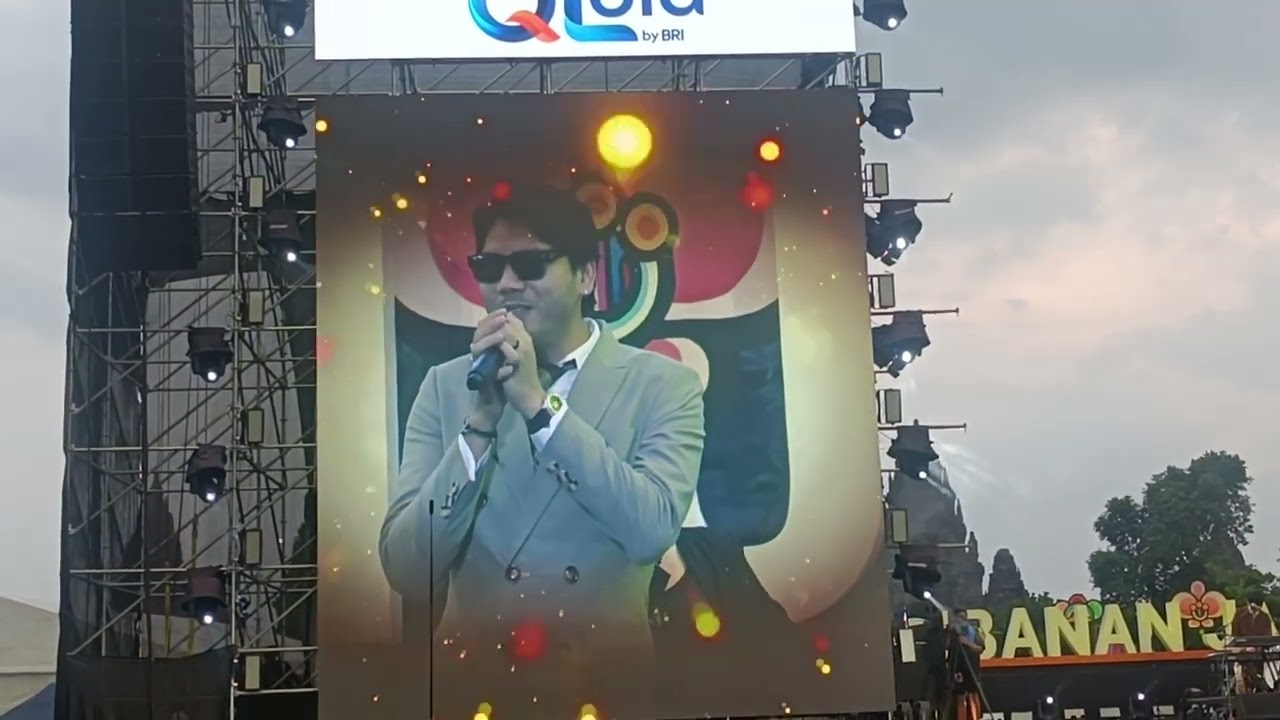 Yovie & Nuno - Prambanan Jazz 2025 - Sebelas Selaras