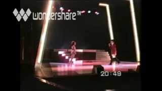Sonia Strong - Acrobatics In Talent Show 1993