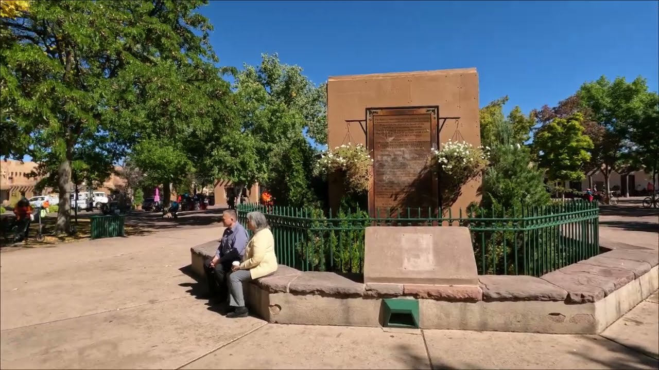 A walk around the historic plaza in Santa Fe