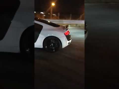 r8 in Greece