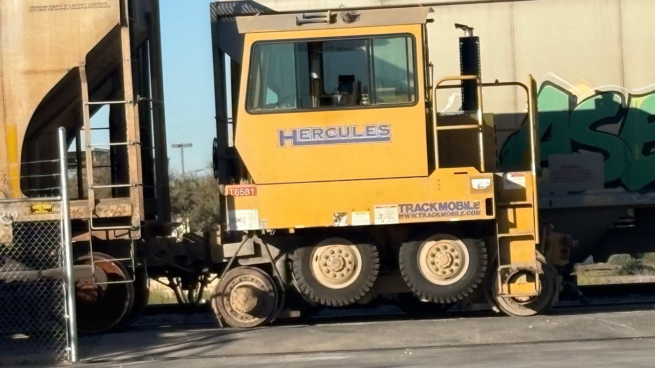 A trackmobile idles at the CEMEX plant at Chandler AZ 1/17/26