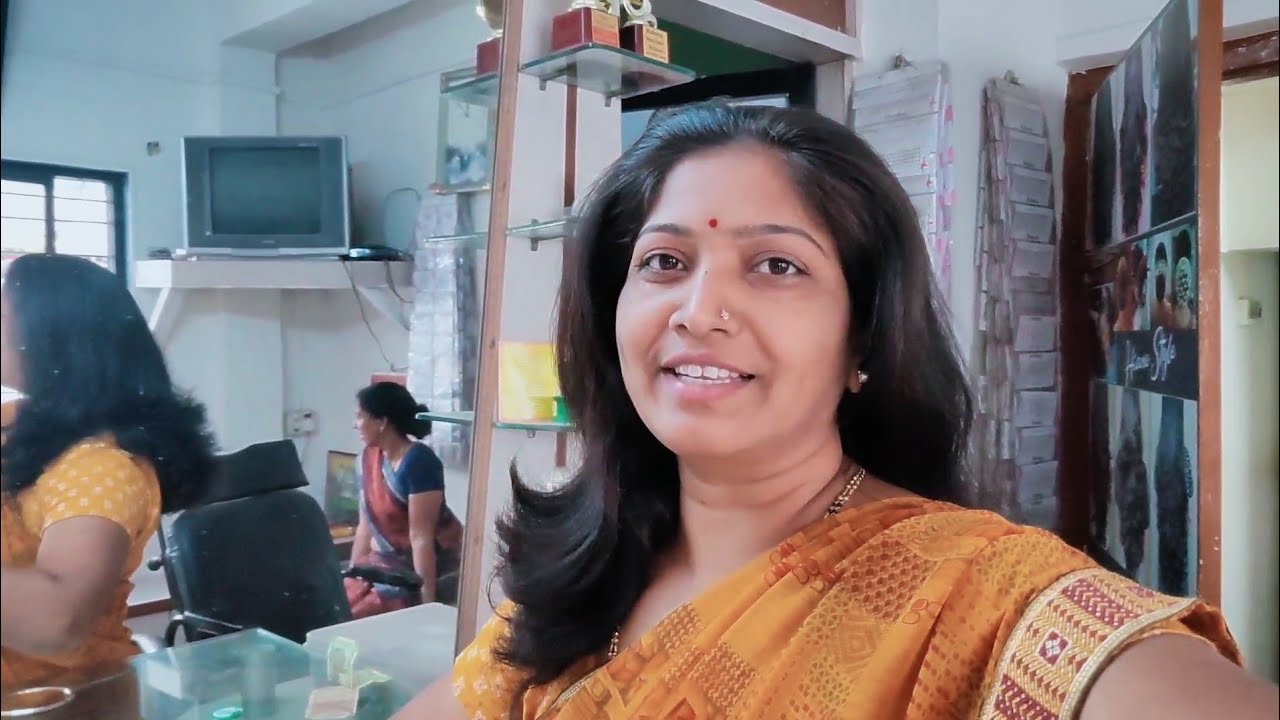 आज स्वतः साठी वेळ काढला..🙋 माझा hair cut 💇😀