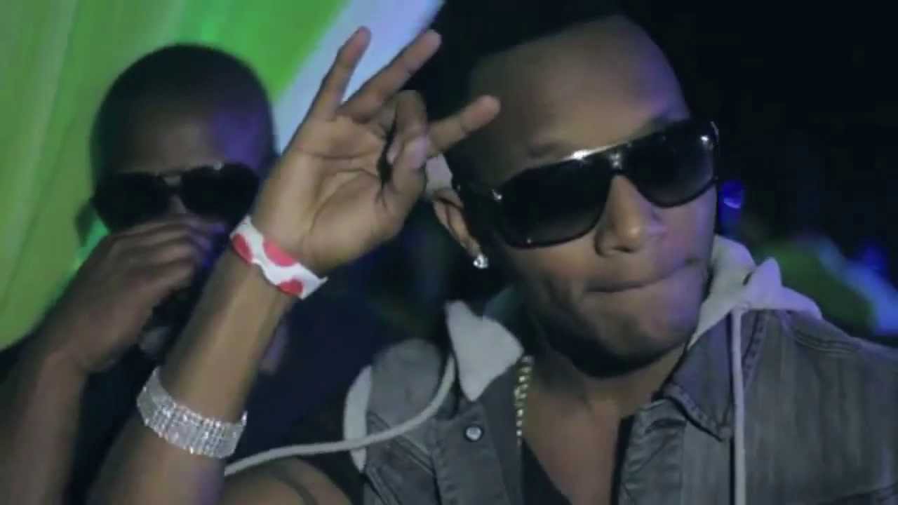 SIXTEEN FT DOHLANCE SUMMER AGAIN