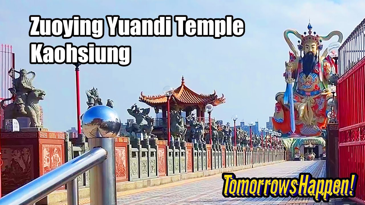 Amazing Large Deity Statue at Zuoying Yuandi Temple