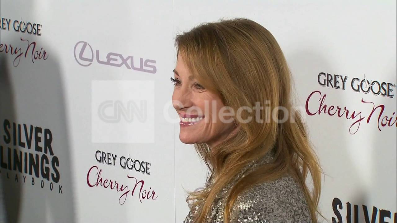 FILEJANE SEYMOUR DIVORCING HUSBAND AFTER 20 YRS YouTube