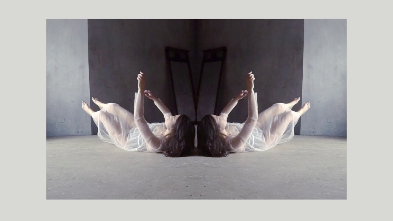 basa closes & Thiasos - butoh performances