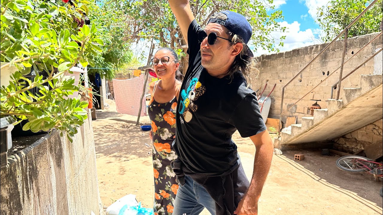 PINGA NAS PLANTAS VAI VENDO SÓ / TOMANDO SORVETE E DIREPENTE…