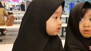 Anak kecil ini menolak buka hijab😍😇