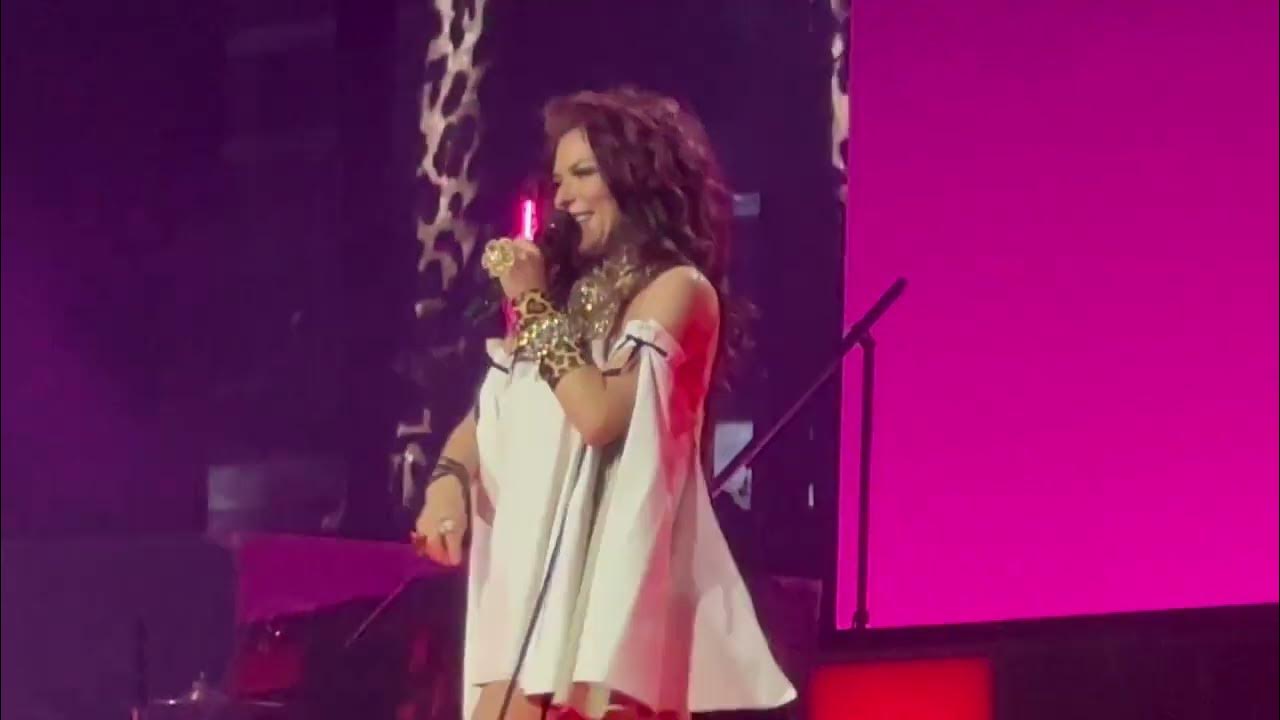 Shania Twain "Number One" Queen Of Me tour Halifax, Nova Scotia
