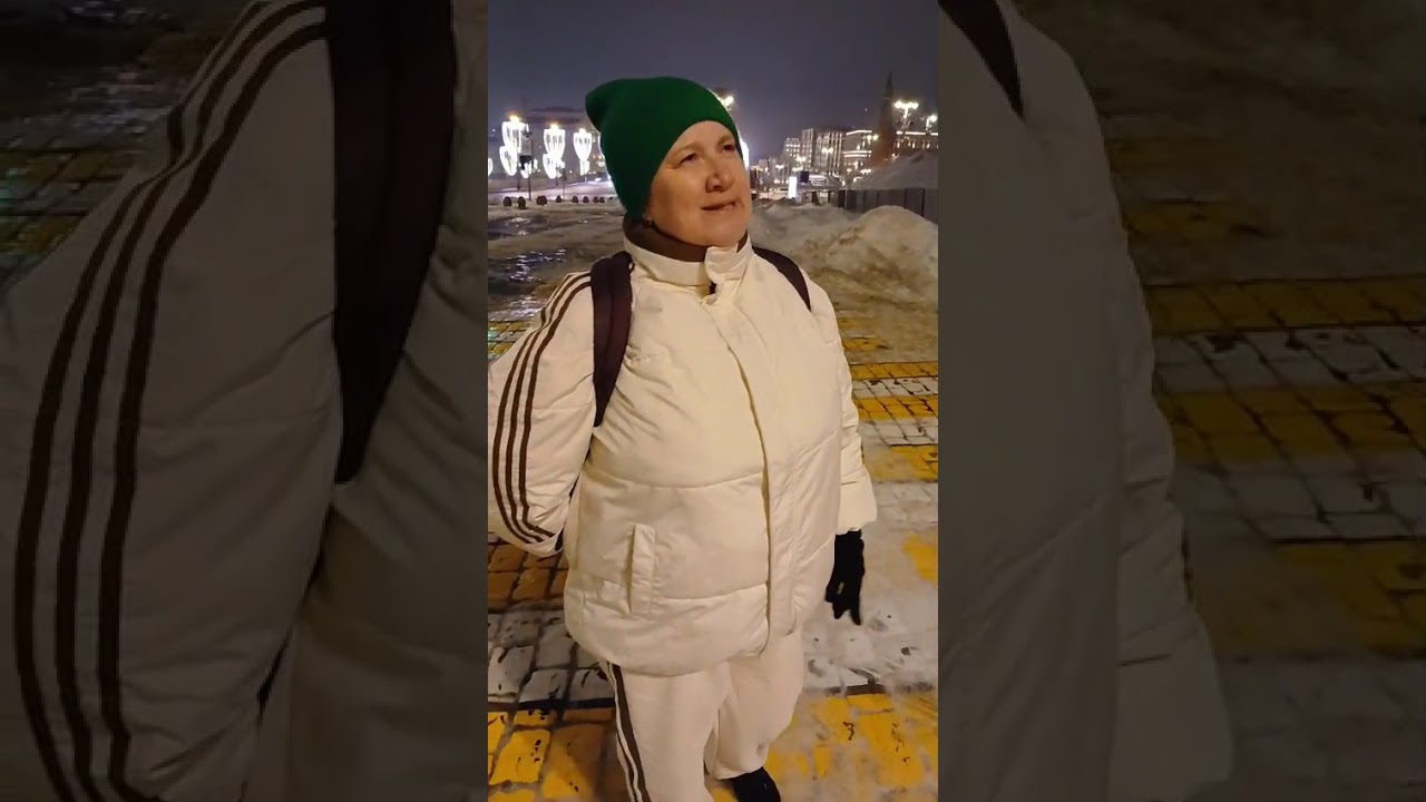 Молитва в центре Москвы у храма Василия Блаженного.01/03/26