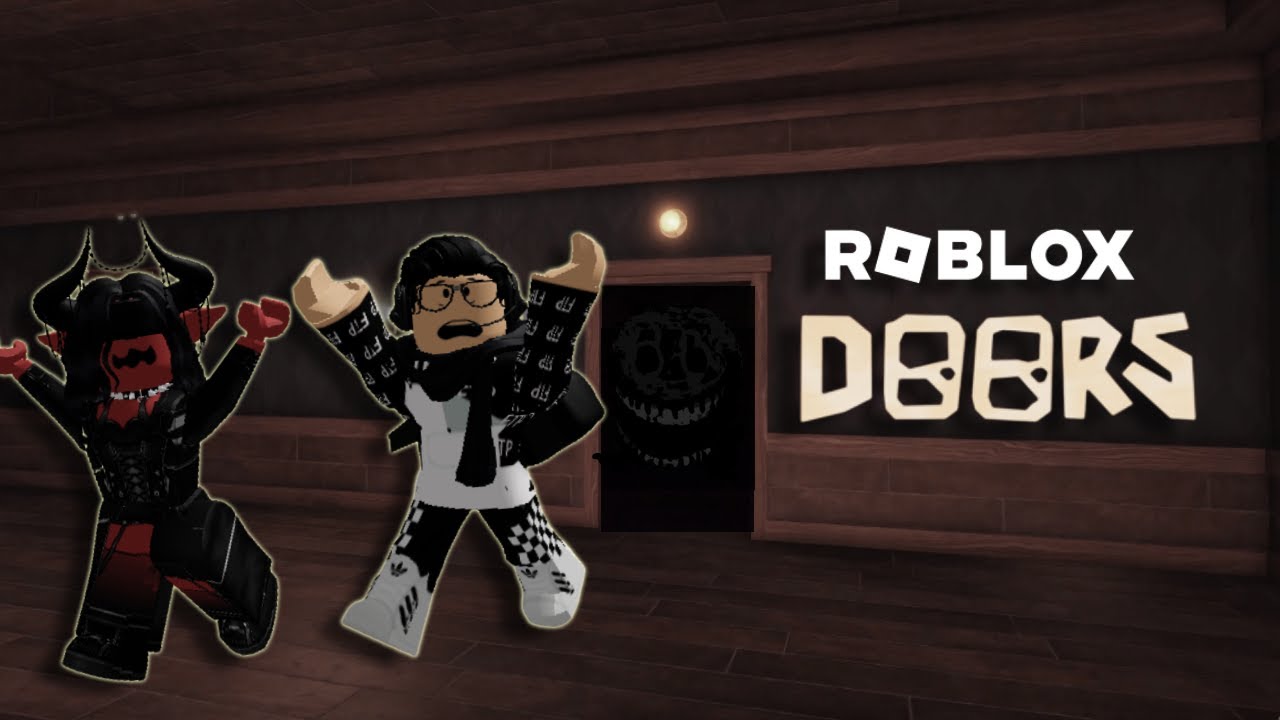 2 idiots play Roblox Doors