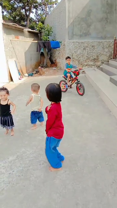 Donal bebek mundur tiga langkah 123 😂